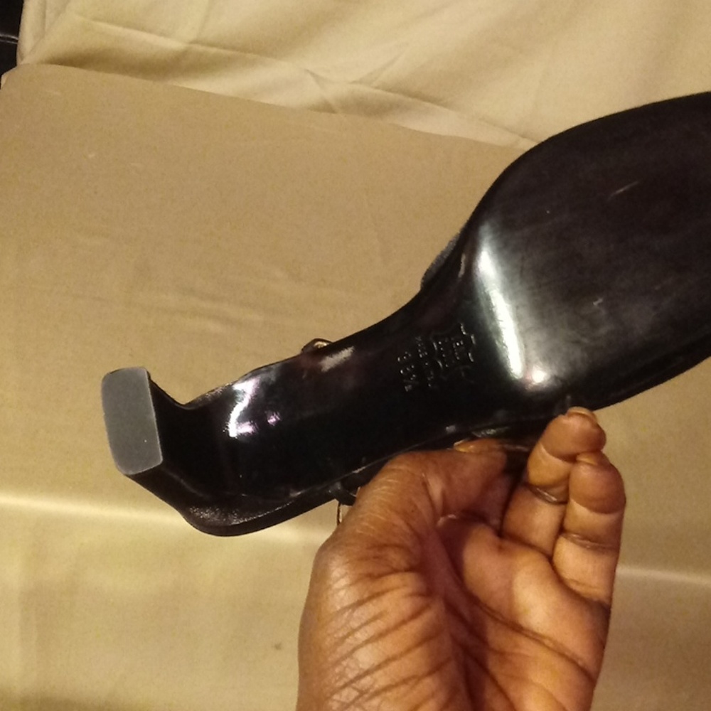Beautiful Dress Shoes - Picture 4 of 4